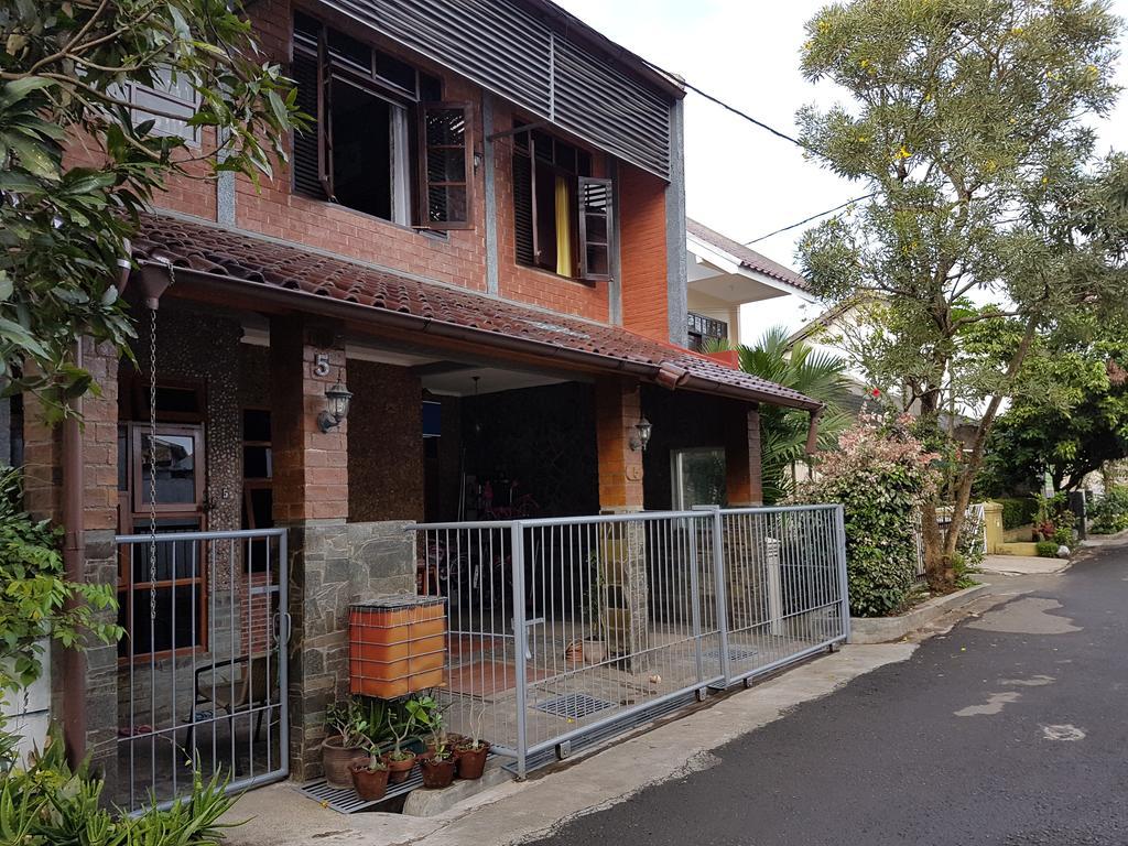 The Brick House Bandung Exterior photo